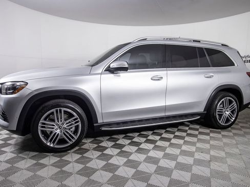 Used 2020 Mercedes-Benz GLS 450 4MATIC image 4