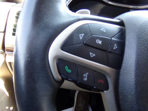 Used 2014 Jeep Grand Cherokee Limited w/ Trailer Tow Group IV image 54