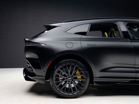 Used 2023 Aston Martin DBX 707 image 36