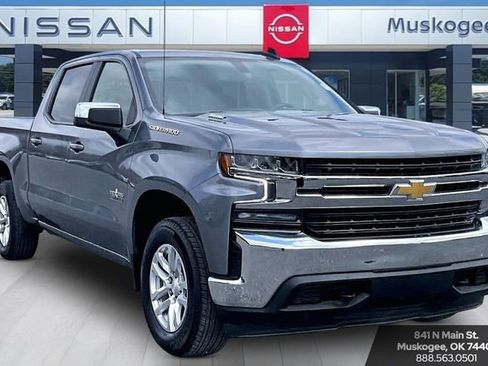 Used 2022 Chevrolet Silverado 1500 LT image 1