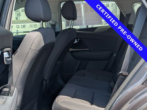 Used 2021 Kia Niro LXS FWD image 14