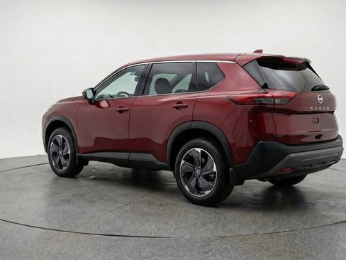 Used 2025 Nissan Rogue SV image 6