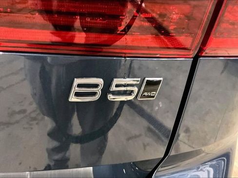 New 2026 Volvo XC60 B5 Plus w/ Protection Package Premier image 10