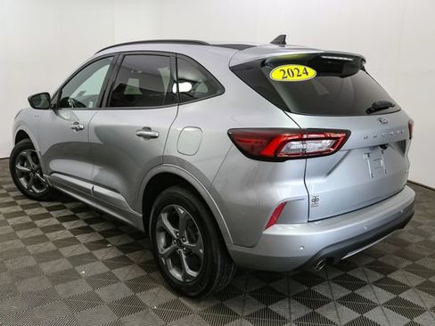 Used 2024 Ford Escape ST-Line w/ Tech Pack #1 AWD/4WD image 8