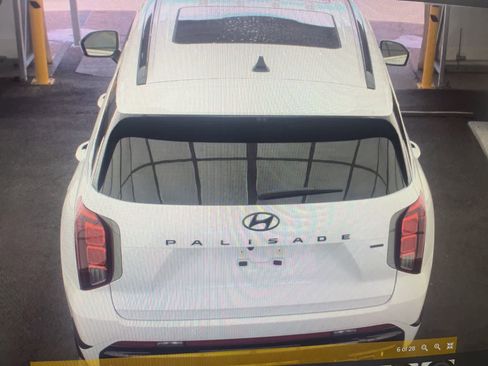 Used 2025 Hyundai Palisade Calligraphy AWD/4WD image 5