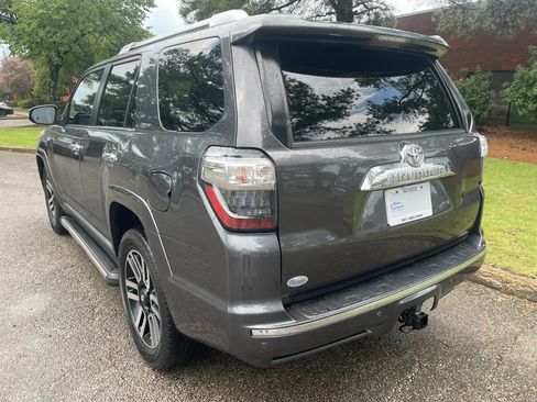 Used 2016 Toyota 4Runner Limited RWD image 3