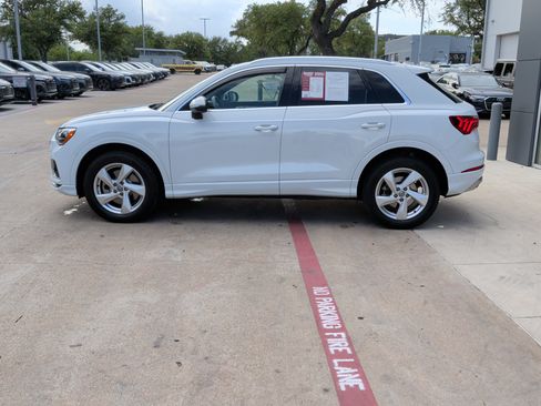 Used 2019 Audi Q3 2.0T Premium AWD/4WD image 7