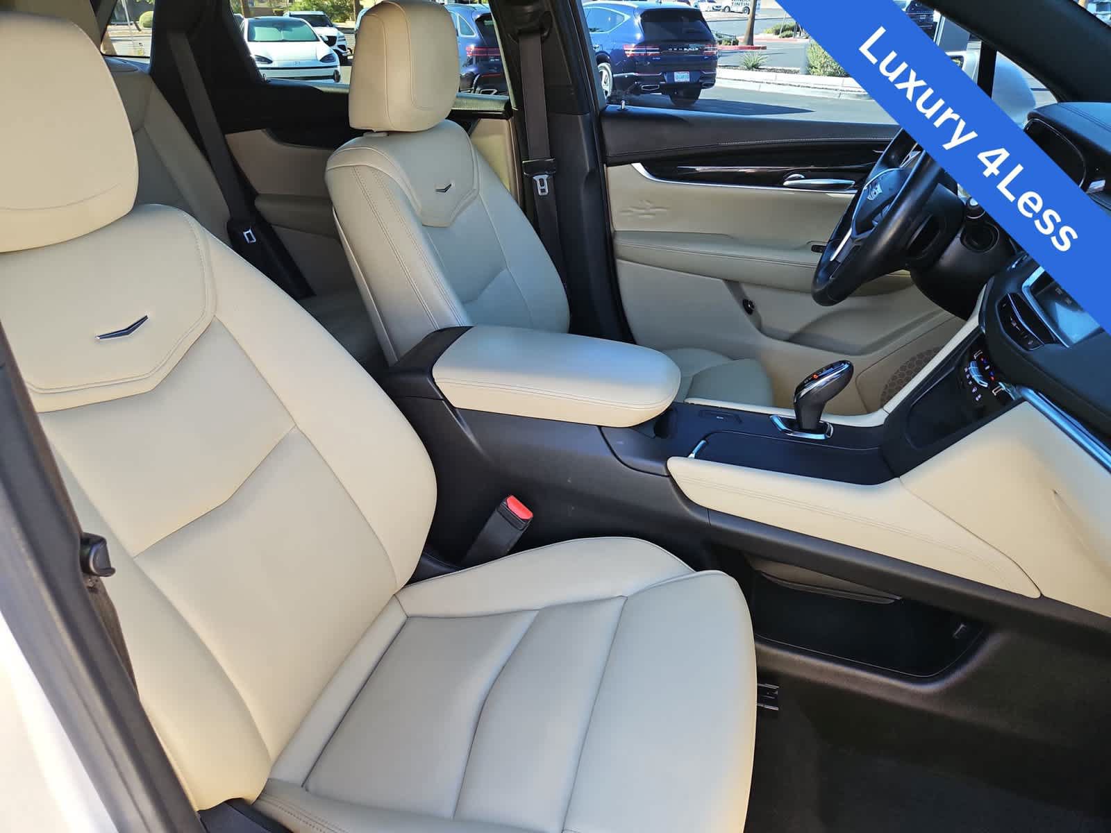 Used 2018 Cadillac XT5 FWD image 18