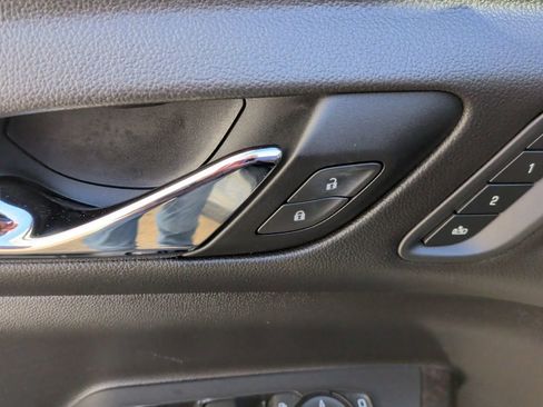 Used 2021 GMC Acadia Denali w/ Denali Ultimate Package image 17