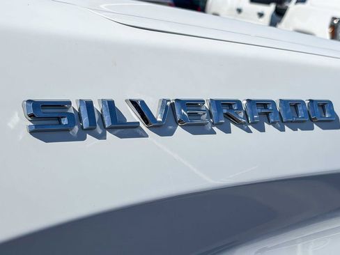 Used 2024 Chevrolet Silverado 1500 Custom image 11