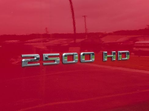 Used 2025 Chevrolet Silverado 2500 LT w/ Convenience Package AWD/4WD image 30