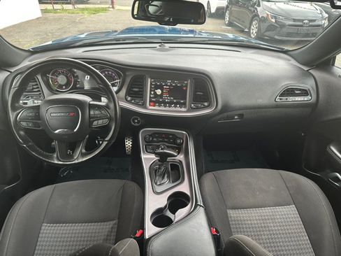 Used 2022 Dodge Challenger R/T Scat Pack RWD image 12