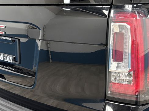 Used 2020 GMC Yukon SLT AWD/4WD image 41
