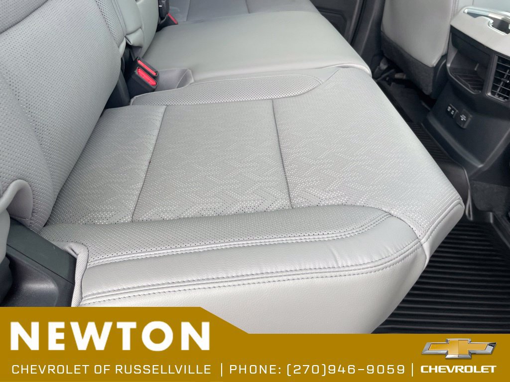 Used 2024 Toyota Tundra Limited w/ Power Package AWD/4WD image 29