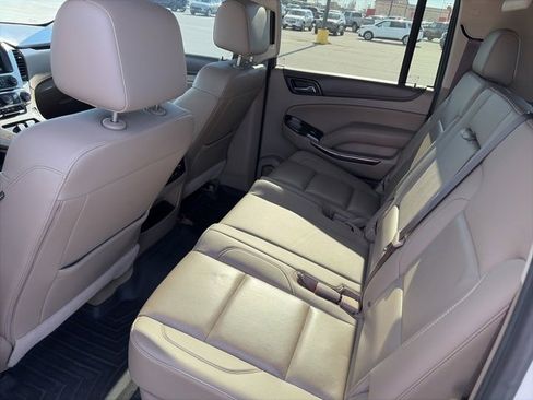 Used 2018 GMC Yukon XL SLT w/ Open Road Package image 11