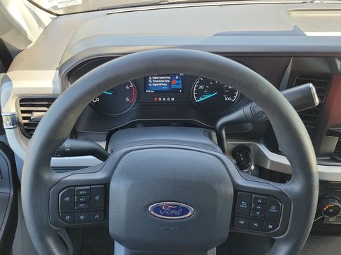 Used 2025 Ford F350 XL AWD/4WD image 19