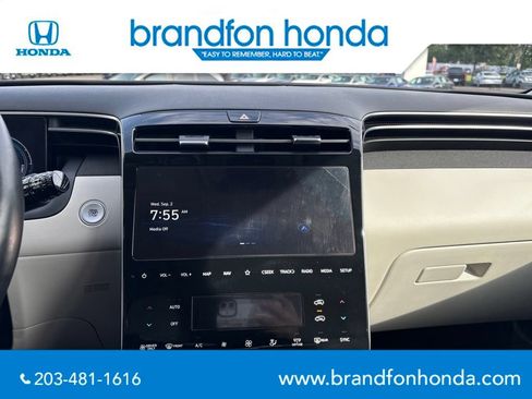 Used 2022 Hyundai Tucson Limited AWD/4WD image 19