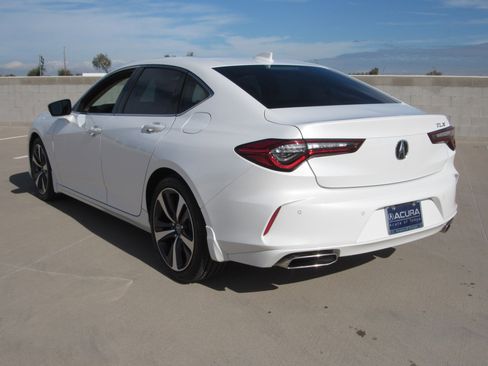 Certified 2025 Acura TLX w/ Technology Package image 6