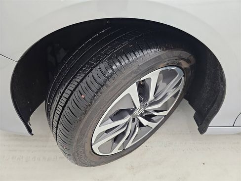 Used 2019 Honda Accord EX-L image 37
