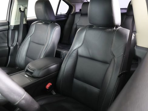 Used 2010 Ford Taurus SEL image 11