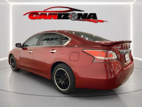 Used 2015 Nissan Altima 2.5 SV w/ Convenience Package FWD image 6