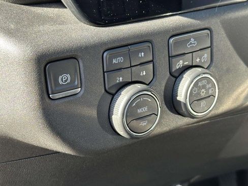 Used 2023 Chevrolet Silverado 1500 RST w/ Z71 Off-Road Package image 18