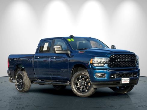 Used 2024 RAM 2500 Big Horn w/ Night Edition image 2