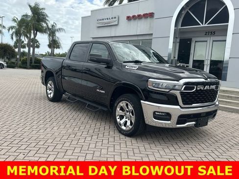Used 2025 RAM 1500 Big Horn AWD/4WD image 5