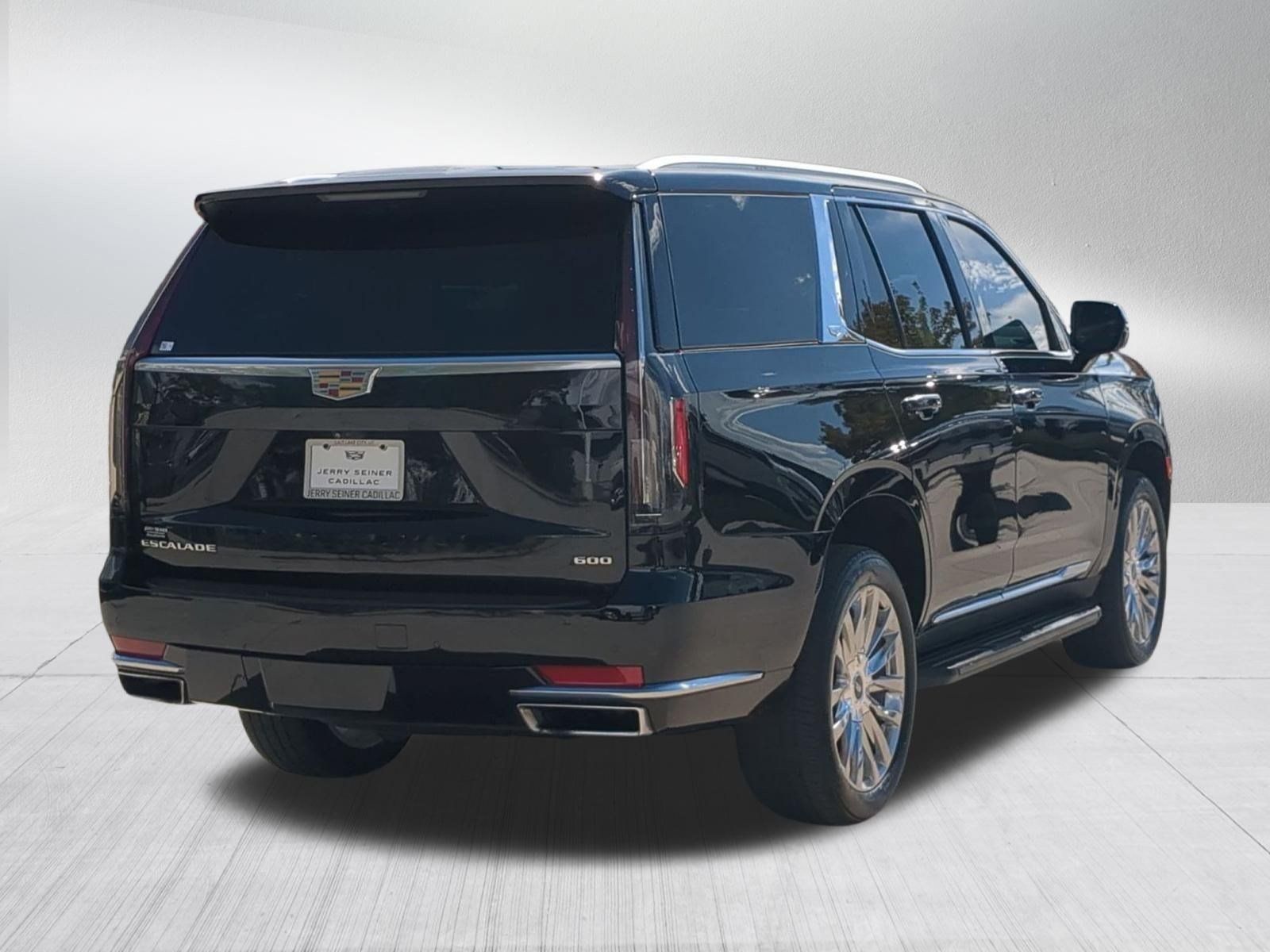 Certified 2023 Cadillac Escalade Premium Luxury AWD/4WD image 6