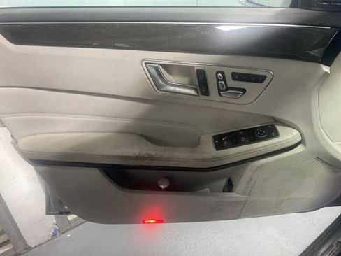 Used 2014 Mercedes-Benz E 350 4MATIC Sedan image 8