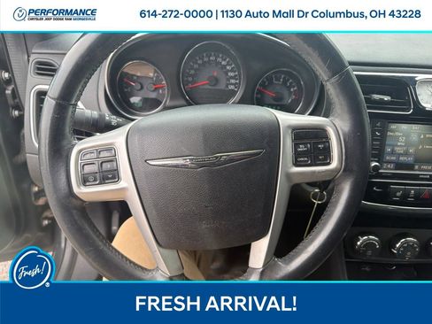 Used 2013 Chrysler 200 Touring w/ Cold Weather Group FWD image 18