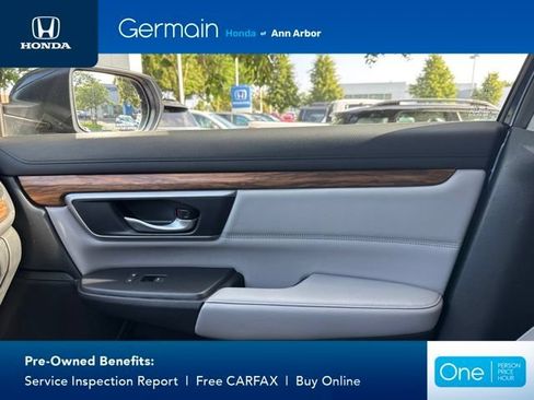 Used 2017 Honda CR-V Touring image 32