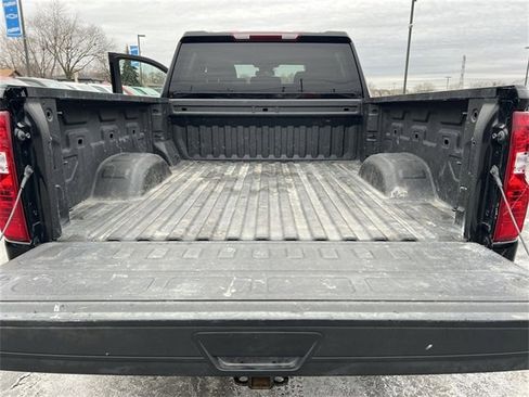 Used 2024 Chevrolet Silverado 2500 Custom w/ Custom Value Package image 18