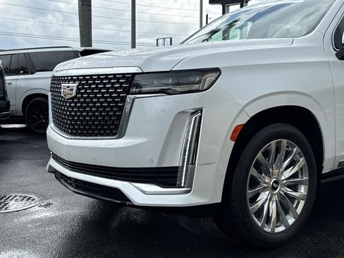Certified 2024 Cadillac Escalade ESV Premium Luxury w/ Performance Package RWD image 9