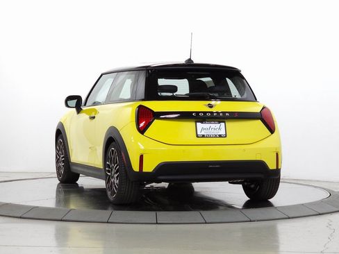 Used 2025 MINI Cooper S FWD image 5