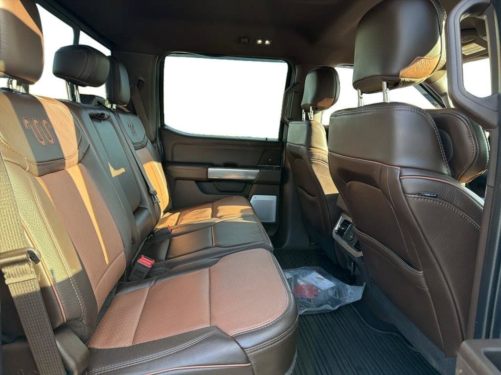 Used 2025 Ford F350 King Ranch AWD/4WD image 7