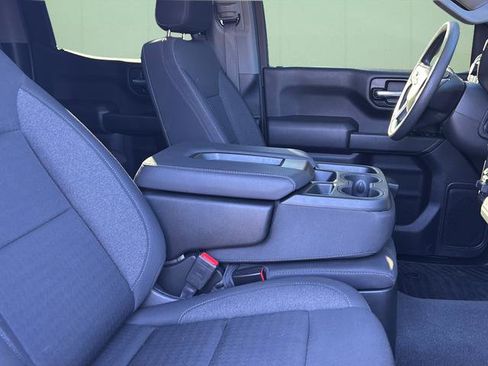 Used 2025 Chevrolet Silverado 1500 Custom Trail Boss image 37