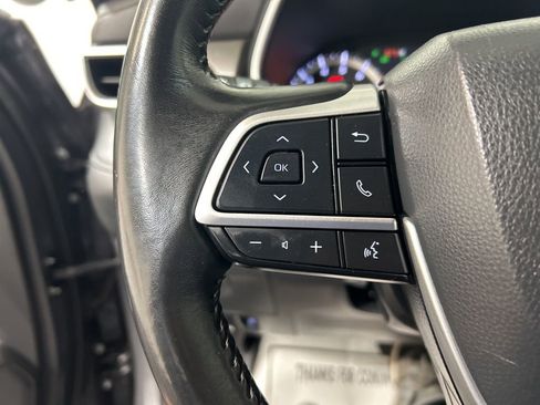 Used 2022 Toyota Highlander XLE image 26