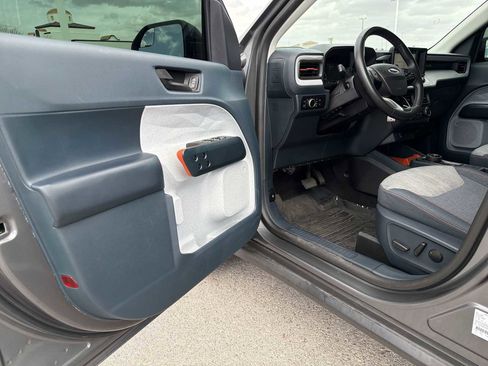 Used 2023 Ford Maverick XLT w/ XLT Luxury Package image 16