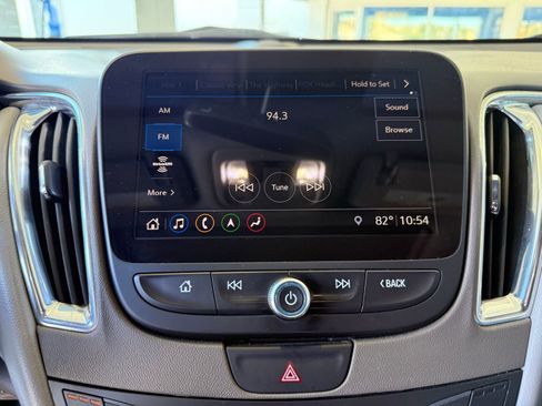 Used 2019 Chevrolet Malibu Premier w/ Sun and Wheel Package image 24