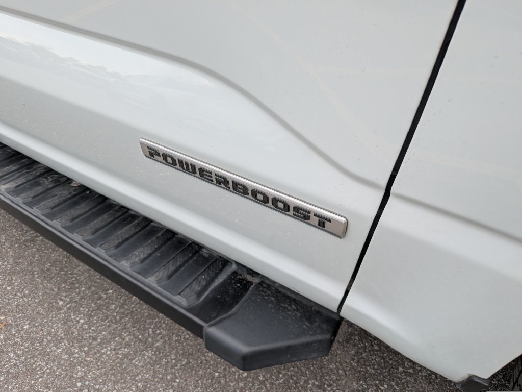 Used 2023 Ford F150 Lariat AWD/4WD image 11