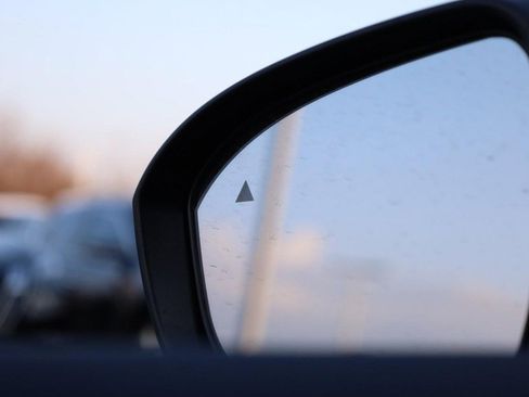 New 2026 Nissan Kicks SR w/ SR Premium Package image 22