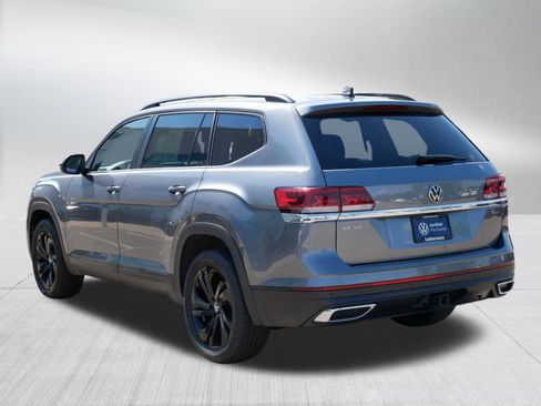 Certified 2023 Volkswagen Atlas SE w/ Panoramic Sunroof Package AWD/4WD image 5