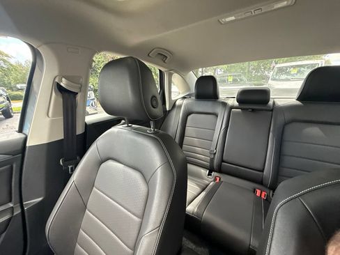 Used 2024 Volkswagen Jetta SE FWD image 21