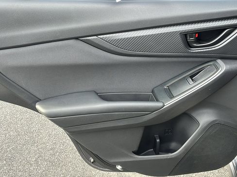 Used 2020 Subaru Crosstrek 2.0i Premium image 19