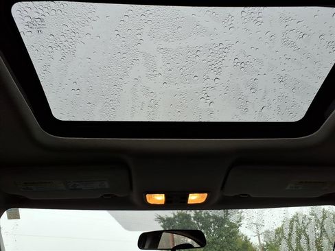 Used 2016 Honda HR-V EX image 15