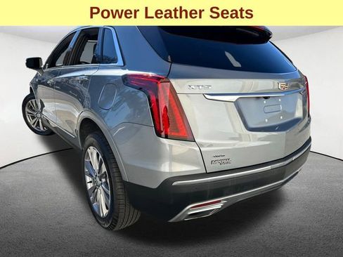 Used 2025 Cadillac XT5 Premium Luxury image 10