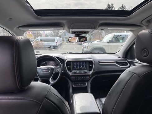 Used 2023 GMC Acadia AT4 w/ Technology Package AWD/4WD image 22