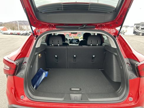 New 2026 Chevrolet Trax LS w/ LS Convenience Package FWD image 17