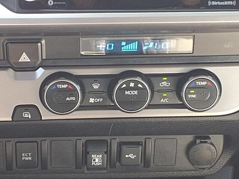 Used 2023 Toyota Tacoma SR5 RWD image 15